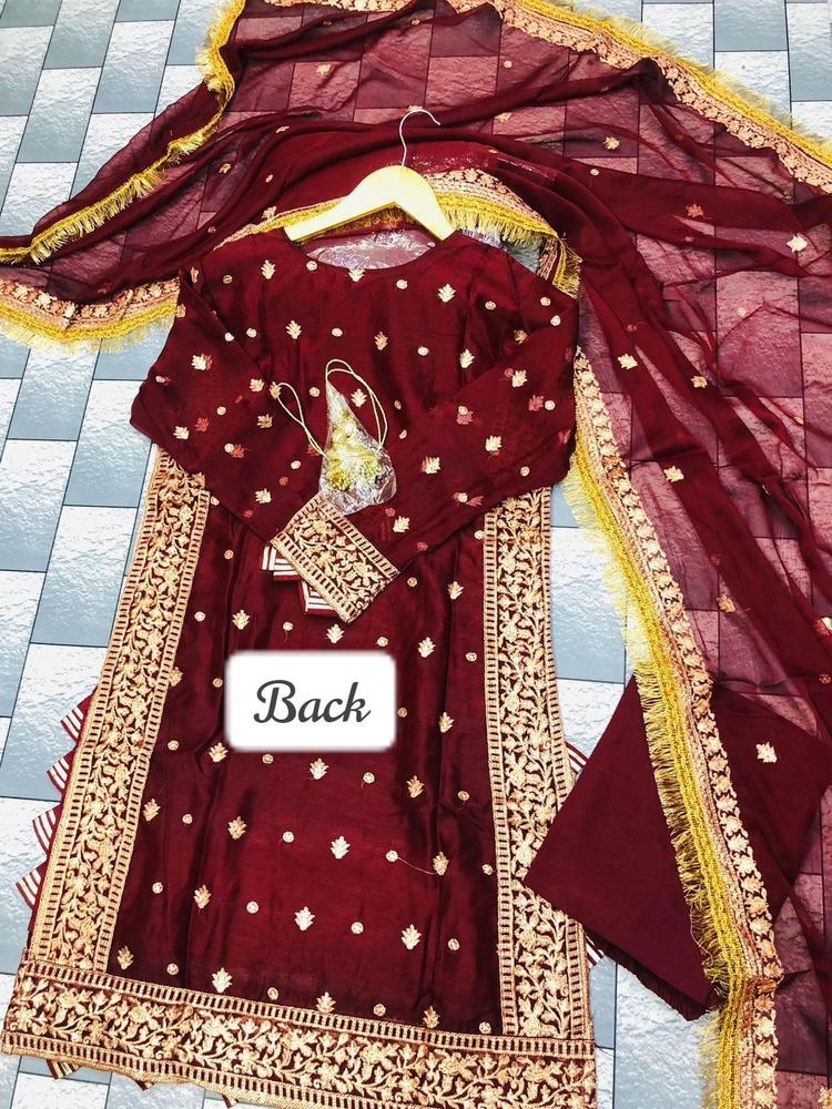 3 Pcs Women’s Stitched Crinkle Chiffon Embroidered Suit