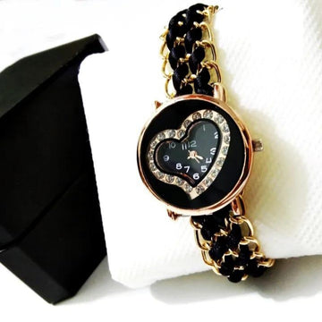 Stylish Women's Quartz Heart Watch with Chain Strap - 1 Pc