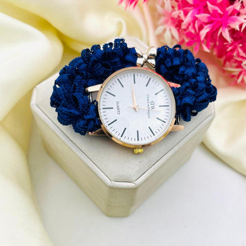 Stylish Women's Quartz Bracelet Watch - Water Resistant - 1 Pc